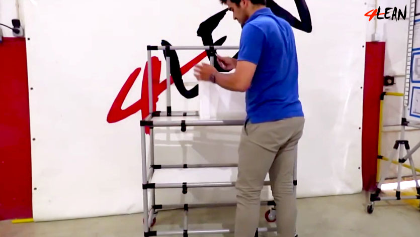 Lean Manufacturing - 4Lean - Mizusumashi - Box with compartments